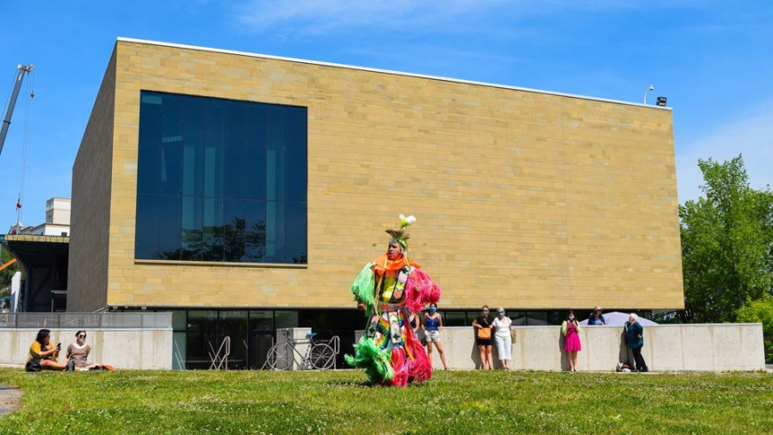 Dancer in front of the Beaverbrook Gallery